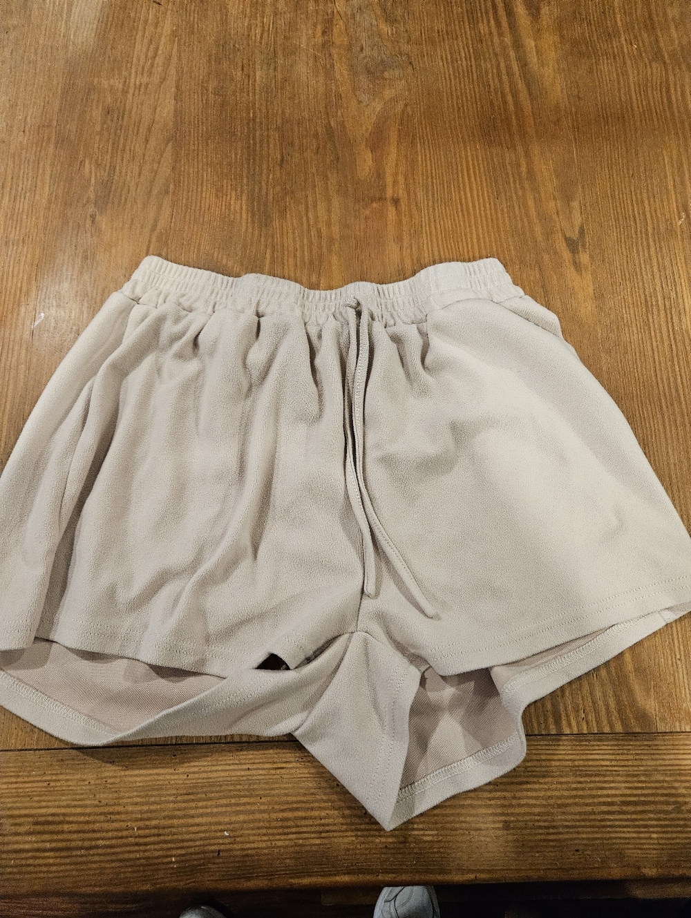 Source Unknown Cream Athletic Shorts